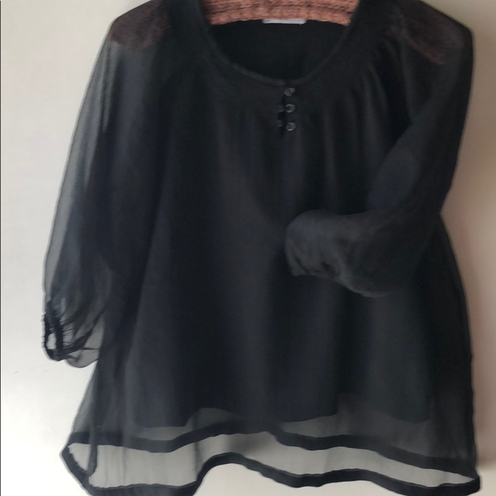 JW - petite small Black Top mid length arms